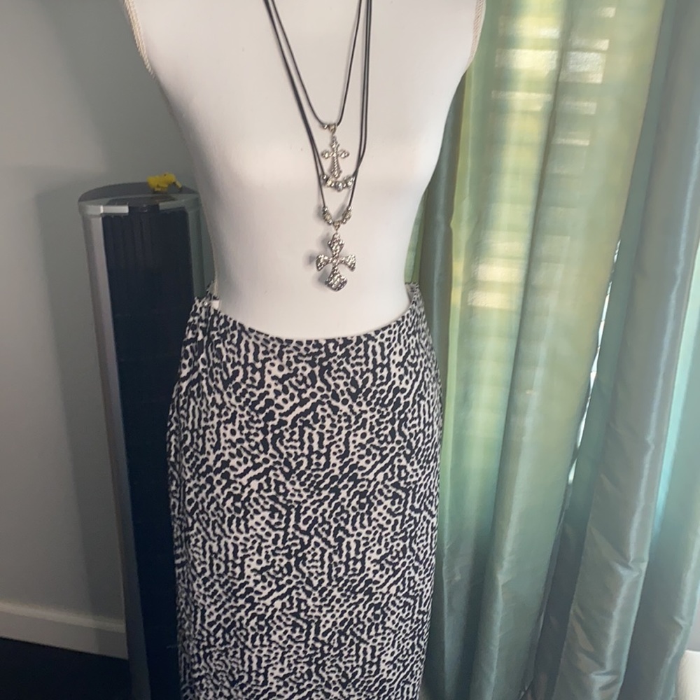 Vince Camuto Pencil Maxi Skirt - Picture 3 of 6